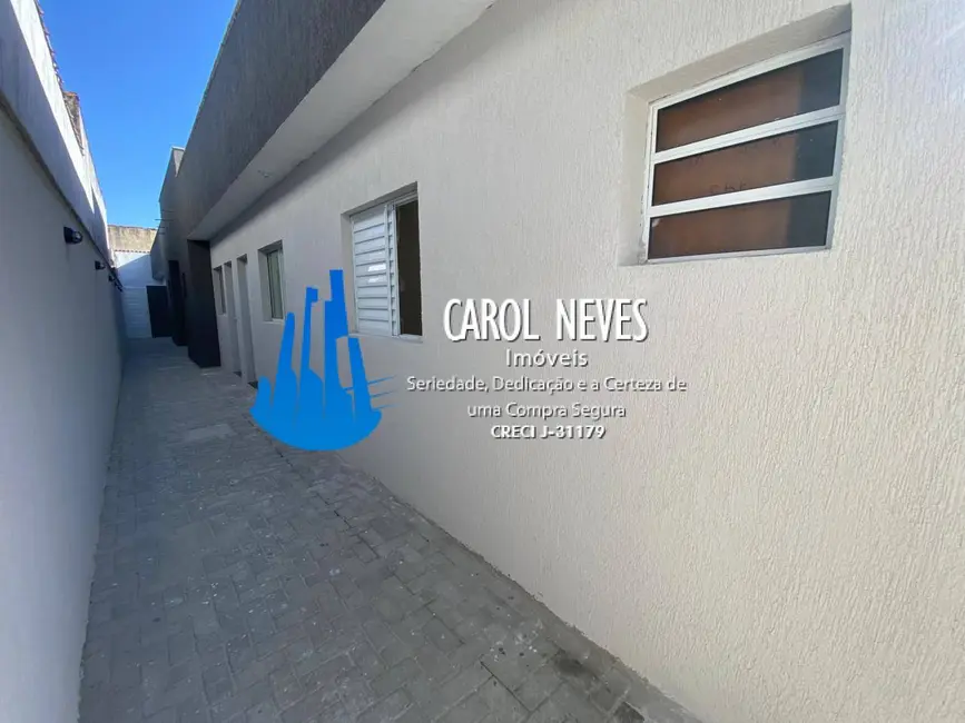 Foto 2 de Casa com 2 quartos à venda, 80m2 em Itanhaem - SP