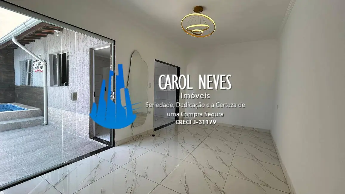 Foto 9 de Casa com 2 quartos à venda, 60m2 em Mongagua - SP