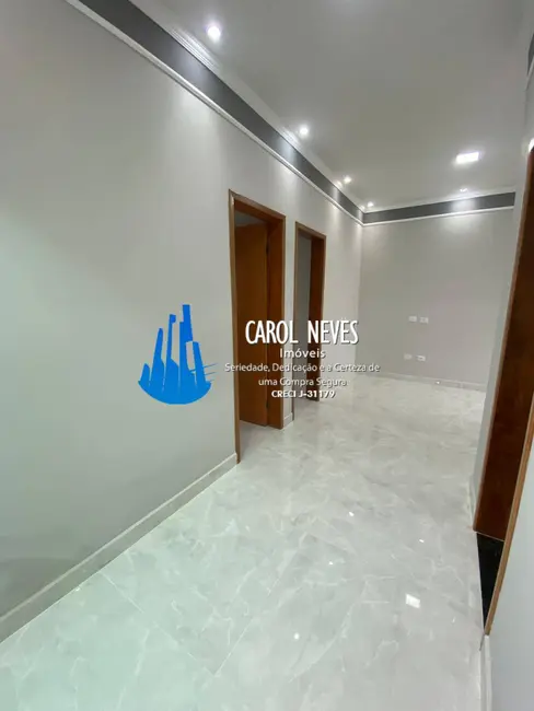 Foto 9 de Casa com 2 quartos à venda, 66m2 em Mongagua - SP