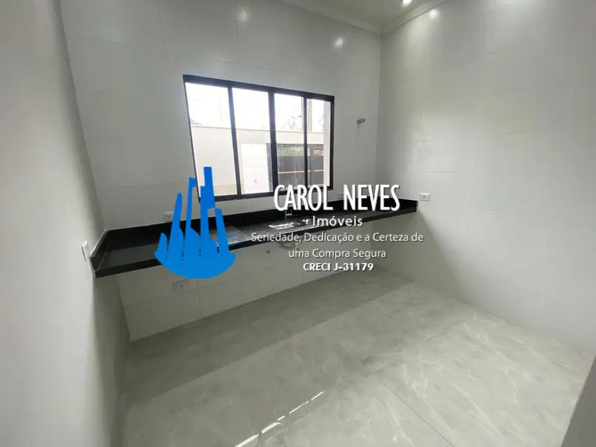 Foto 8 de Casa com 2 quartos à venda, 66m2 em Mongagua - SP