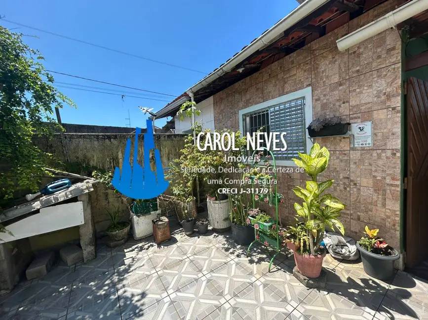 Foto 2 de Casa com 2 quartos à venda, 49m2 em Mongagua - SP