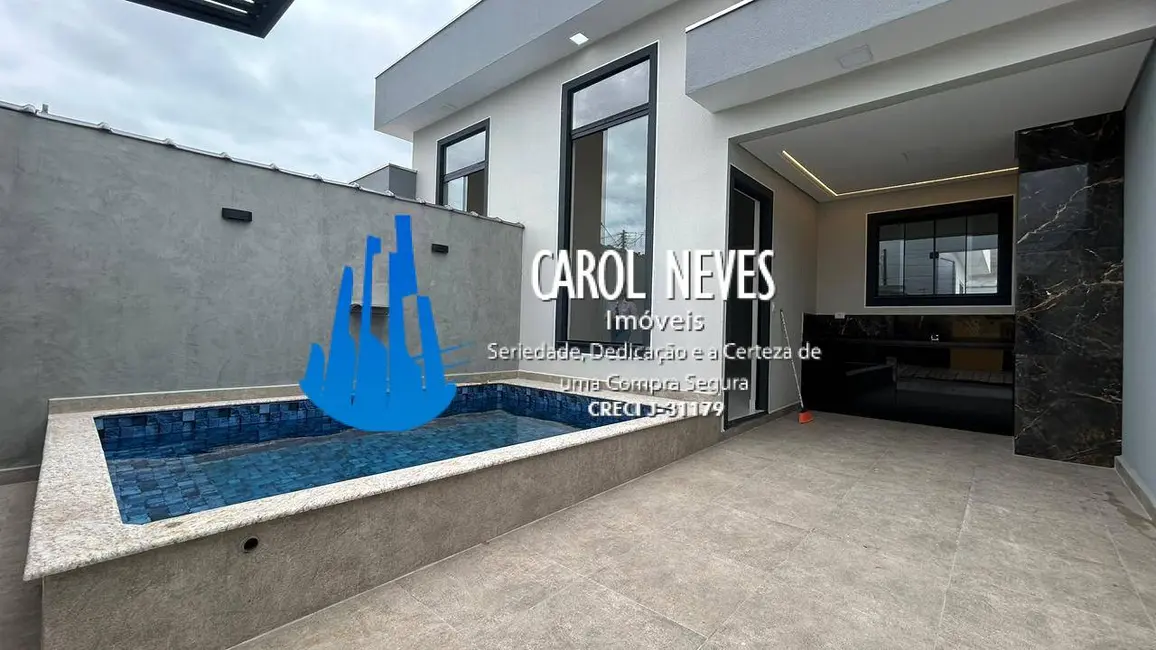 Foto 3 de Casa com 2 quartos à venda, 68m2 em Mongagua - SP