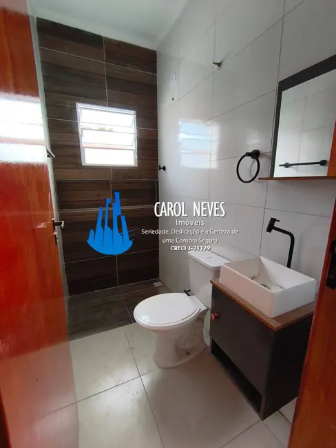 Foto 9 de Casa com 2 quartos à venda, 65m2 em Itanhaem - SP