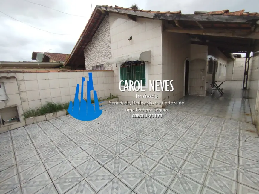 Foto 2 de Casa com 2 quartos à venda, 75m2 em Mongagua - SP