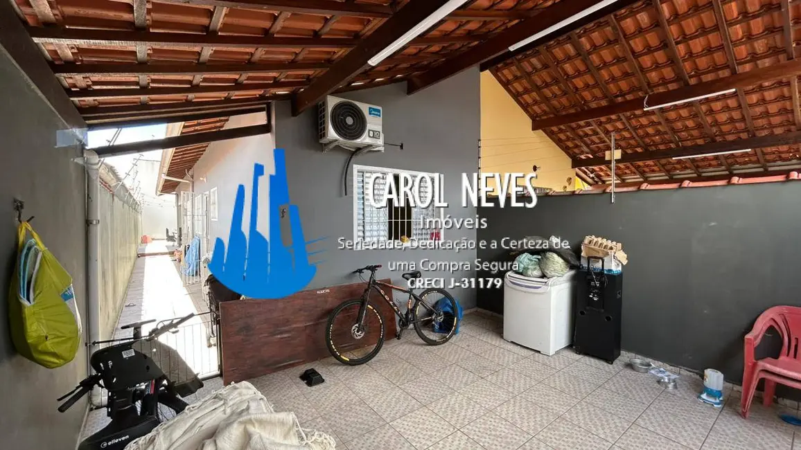 Foto 3 de Casa com 2 quartos à venda, 84m2 em Mongagua - SP