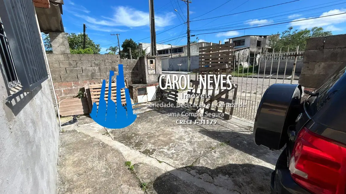 Foto 4 de Casa com 4 quartos à venda, 61m2 em Itanhaem - SP