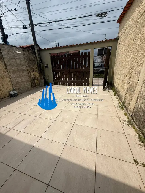 Foto 2 de Casa com 3 quartos à venda, 69m2 em Mongagua - SP