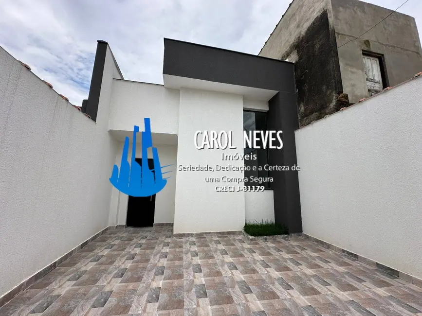 Foto 2 de Casa com 2 quartos à venda, 81m2 em Mongagua - SP