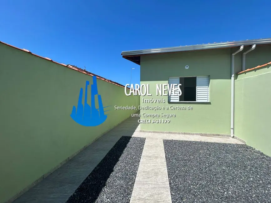 Foto 2 de Casa com 2 quartos à venda, 71m2 em Itanhaem - SP