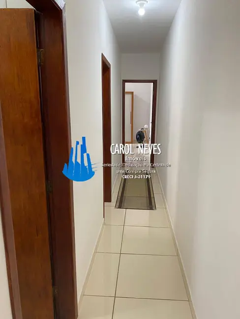 Foto 8 de Casa com 2 quartos à venda, 65m2 em Mongagua - SP