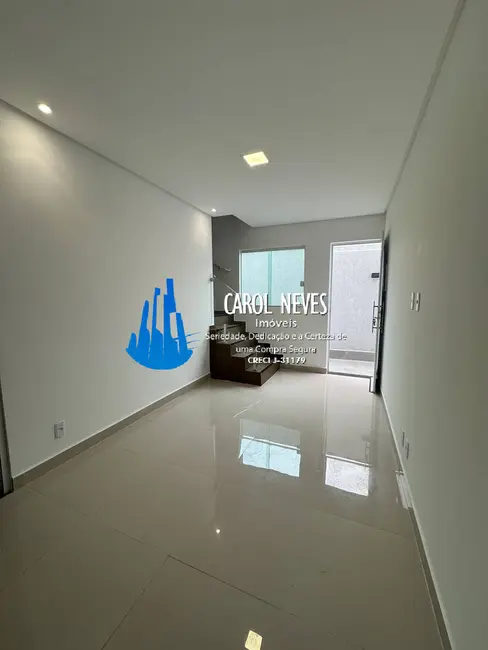 Foto 3 de Sobrado com 2 quartos à venda, 53m2 em Maracanã, Praia Grande - SP