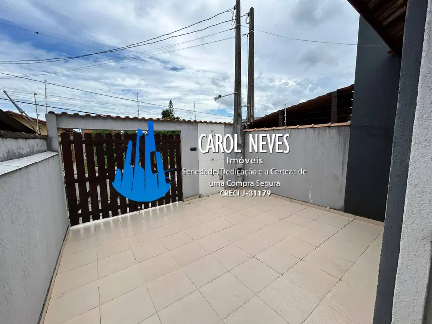 Foto 2 de Casa com 2 quartos à venda, 105m2 em Itanhaem - SP