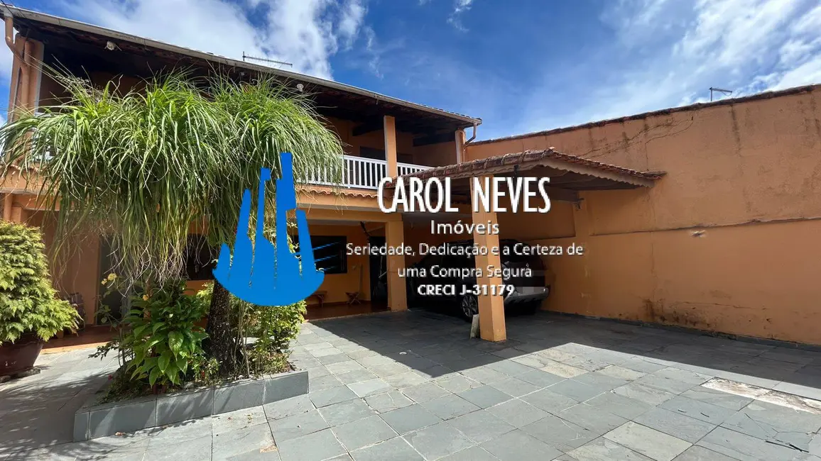 Foto 3 de Sobrado com 3 quartos à venda, 260m2 em Itanhaem - SP