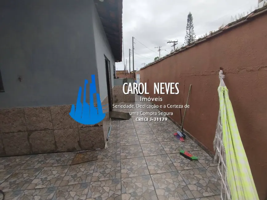 Foto 3 de Casa com 2 quartos à venda, 90m2 em Mongagua - SP