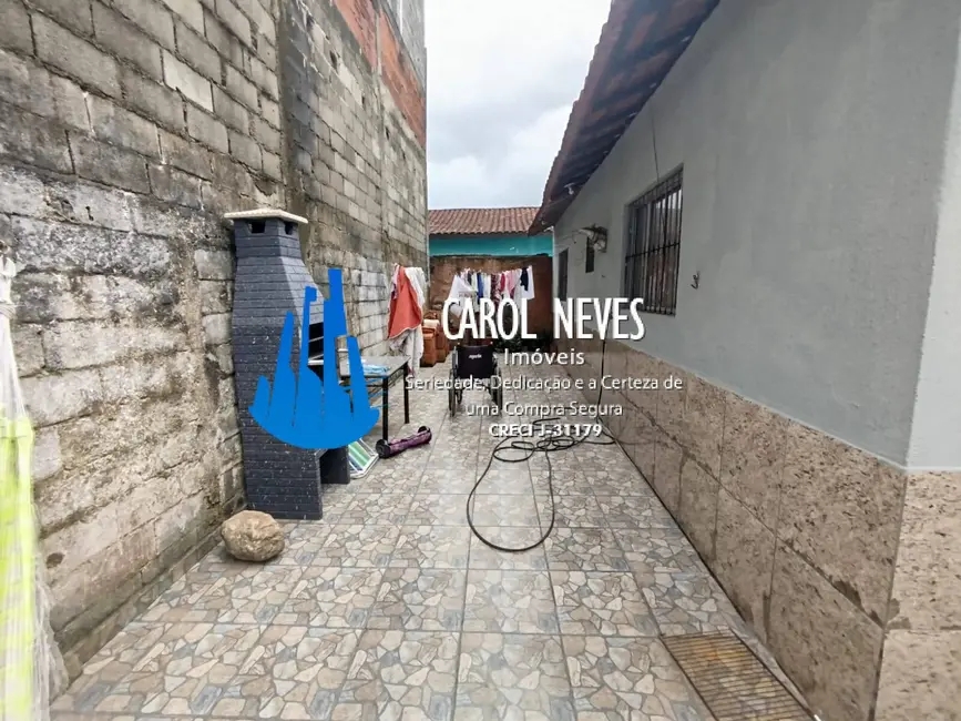 Foto 4 de Casa com 2 quartos à venda, 90m2 em Mongagua - SP