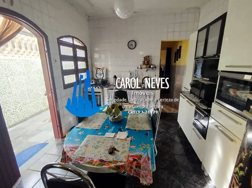 Foto 9 de Casa com 2 quartos à venda, 90m2 em Mongagua - SP