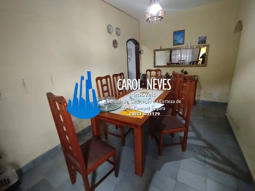 Foto 9 de Casa com 2 quartos à venda, 75m2 em Mongagua - SP