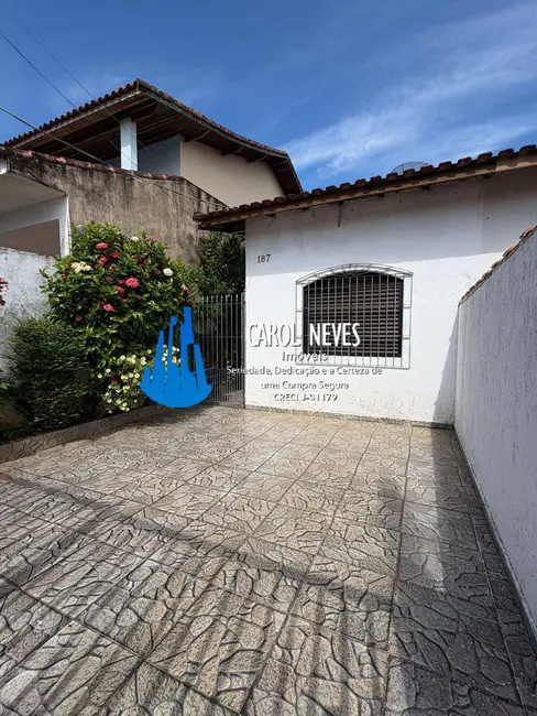 Foto 2 de Casa com 2 quartos à venda, 53m2 em Itanhaem - SP