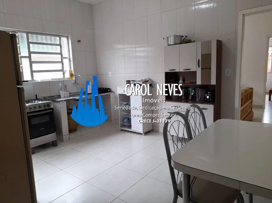 Foto 6 de Casa com 2 quartos para alugar, 82m2 em Maracanã, Praia Grande - SP