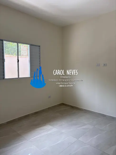 Foto 9 de Casa com 2 quartos à venda, 68m2 em Itanhaem - SP