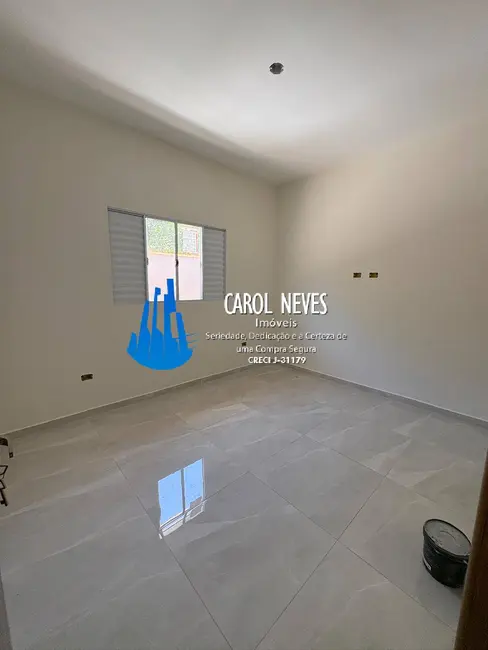 Foto 8 de Casa com 2 quartos à venda, 68m2 em Itanhaem - SP