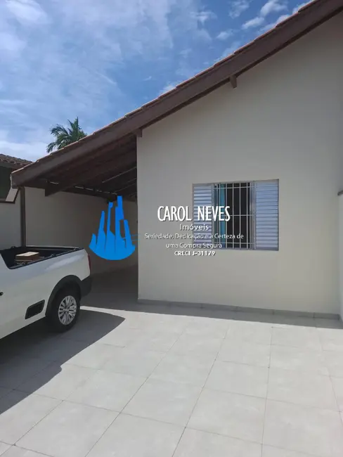 Foto 2 de Casa com 2 quartos à venda, 69m2 em Mongagua - SP