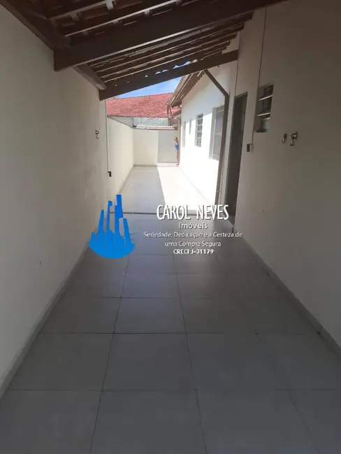 Foto 3 de Casa com 2 quartos à venda, 69m2 em Mongagua - SP