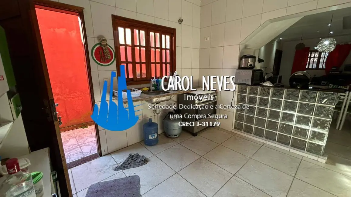 Foto 9 de Sobrado com 4 quartos à venda, 180m2 em Mongagua - SP