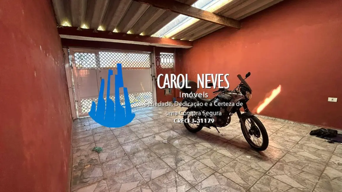 Foto 2 de Sobrado com 4 quartos à venda, 180m2 em Mongagua - SP