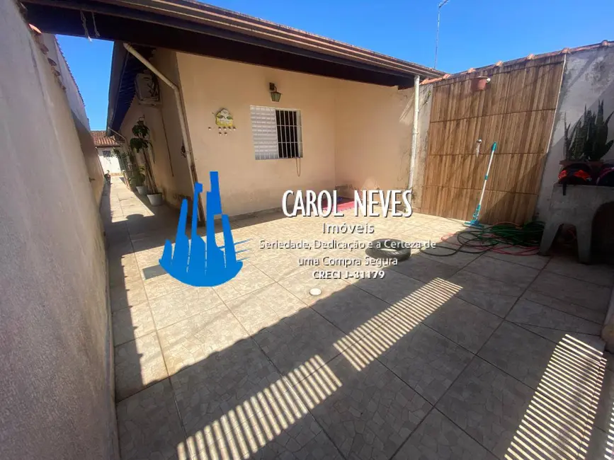 Foto 2 de Casa com 2 quartos à venda, 80m2 em Mongagua - SP