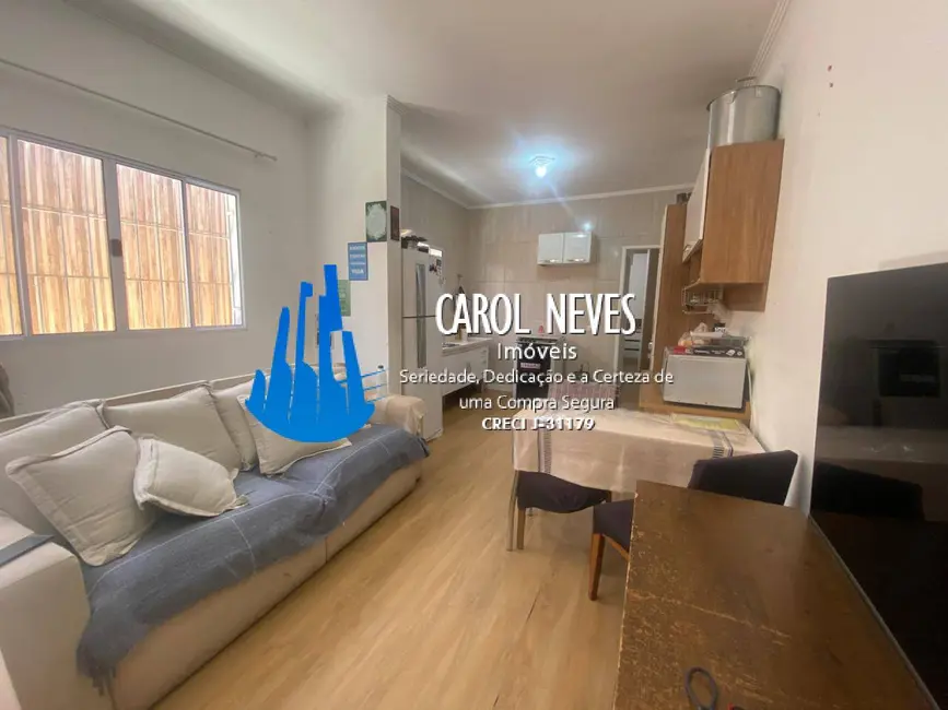 Foto 4 de Casa com 2 quartos à venda, 80m2 em Mongagua - SP