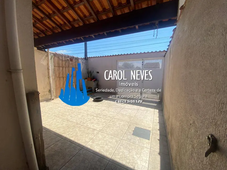 Foto 3 de Casa com 2 quartos à venda, 80m2 em Mongagua - SP