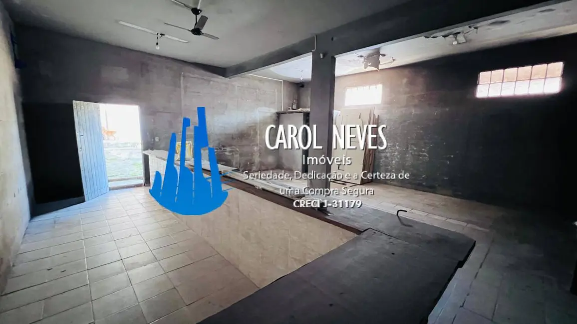 Foto 3 de Casa com 2 quartos à venda, 220m2 em Itanhaem - SP