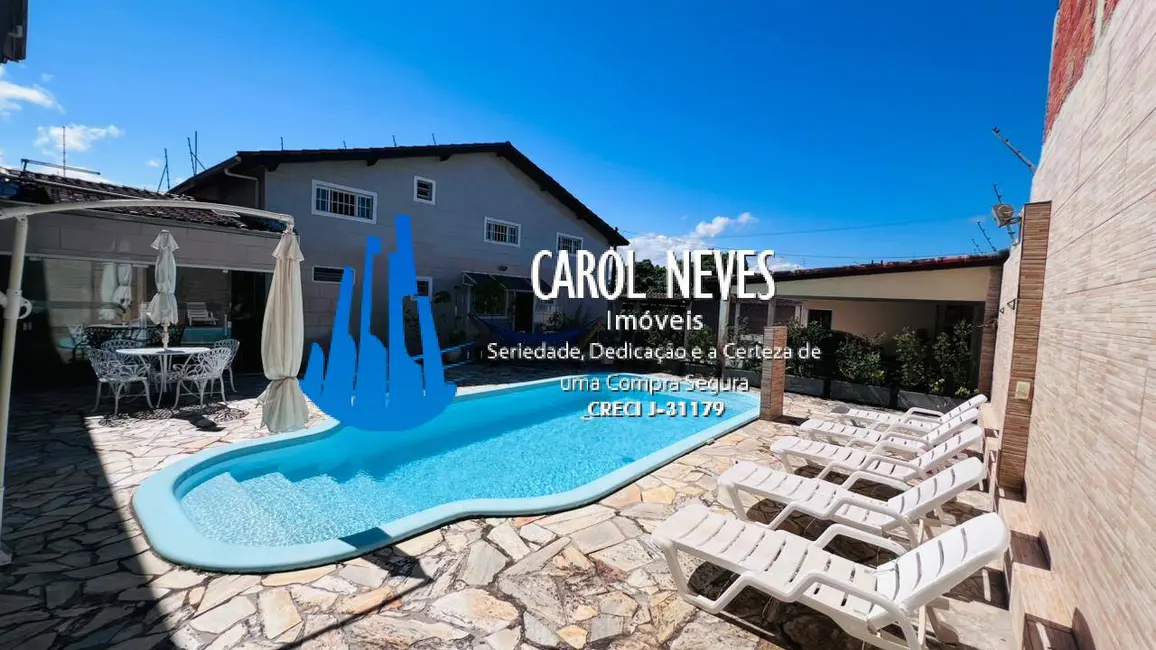 Foto 2 de Casa com 6 quartos à venda, 314m2 em Itanhaem - SP