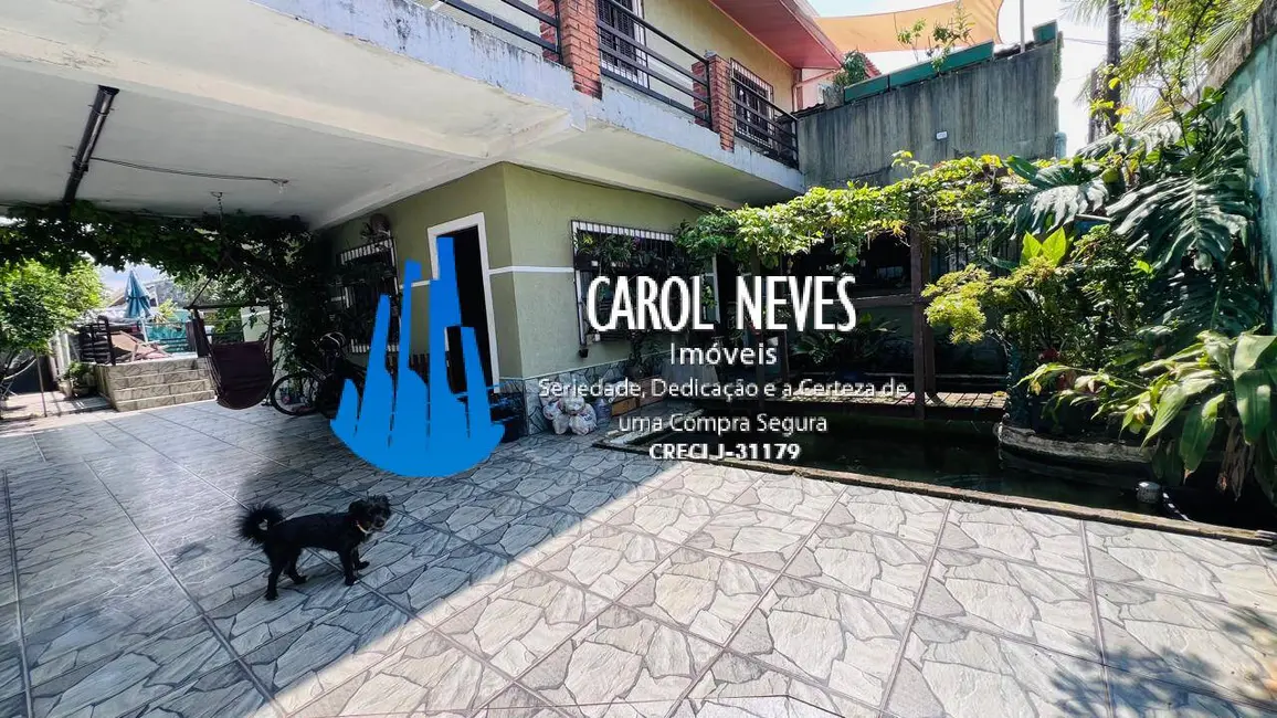 Foto 3 de Sobrado com 5 quartos à venda, 179m2 em Peruibe - SP