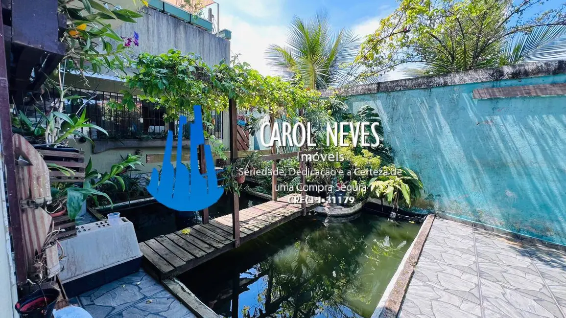 Foto 8 de Sobrado com 5 quartos à venda, 179m2 em Peruibe - SP