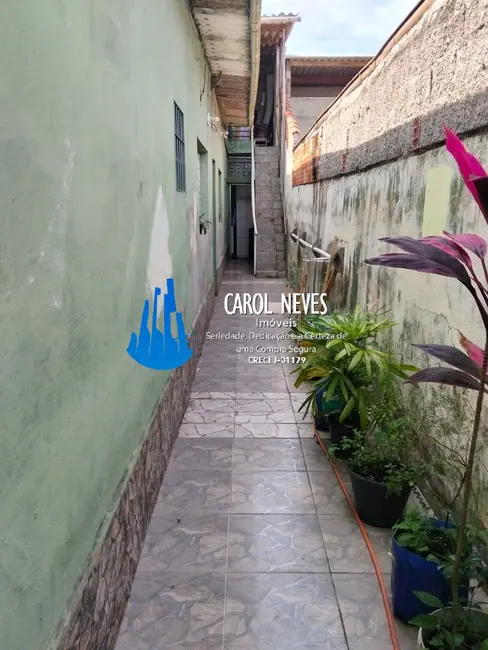 Foto 4 de Casa com 2 quartos à venda, 80m2 em Mongagua - SP