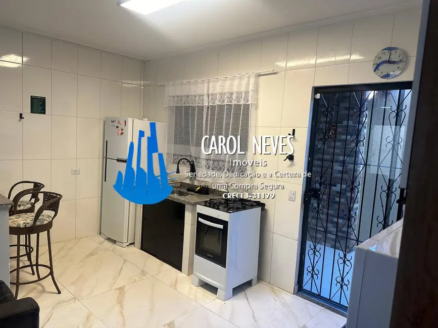 Sobrado com 2 quartos para alugar em Itanhaem - SP - imagem 9 Foto 9 de Sobrado com 2 quartos para alugar em Itanhaem - SP