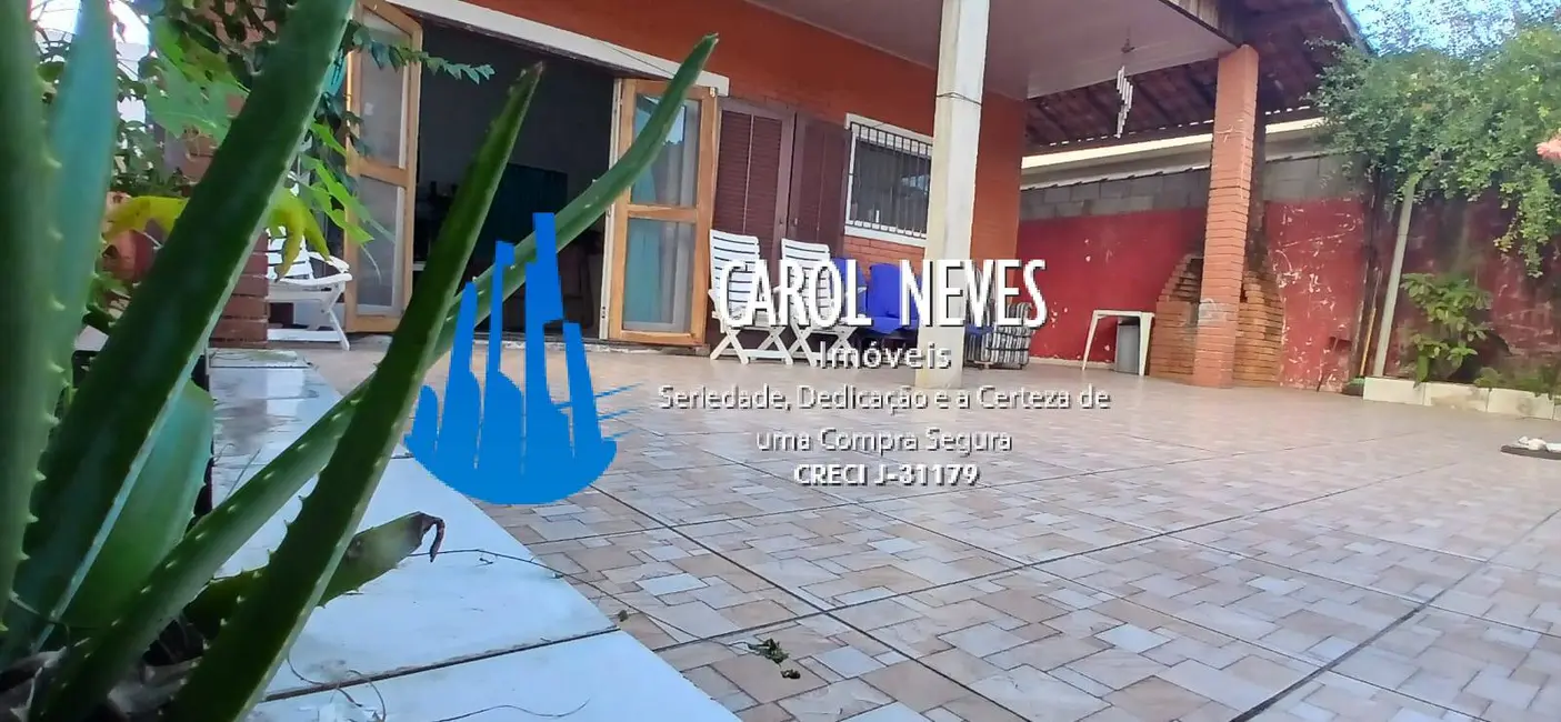 Foto 3 de Casa com 3 quartos à venda, 138m2 em Itanhaem - SP
