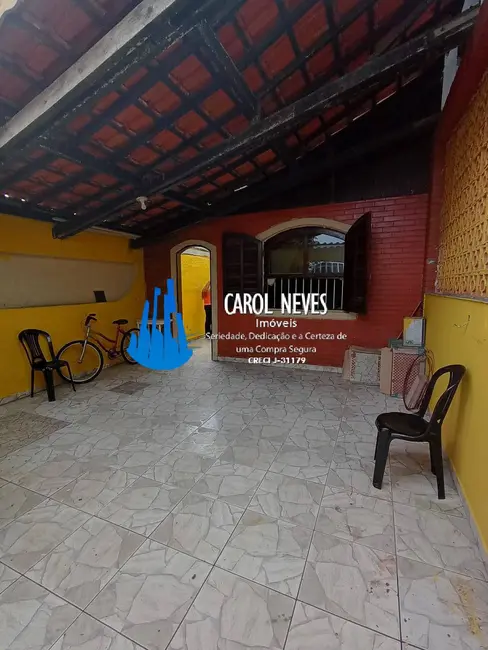 Foto 2 de Casa com 2 quartos à venda, 167m2 em Mongagua - SP