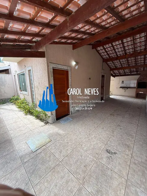 Foto 2 de Sobrado com 2 quartos à venda, 76m2 em Maracanã, Praia Grande - SP