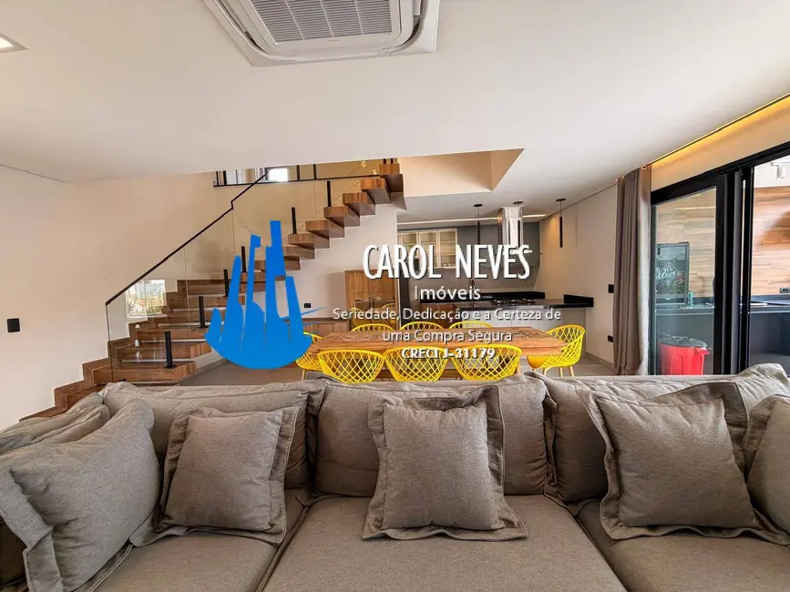 Foto 6 de Casa com 6 quartos à venda, 291m2 em Peruibe - SP