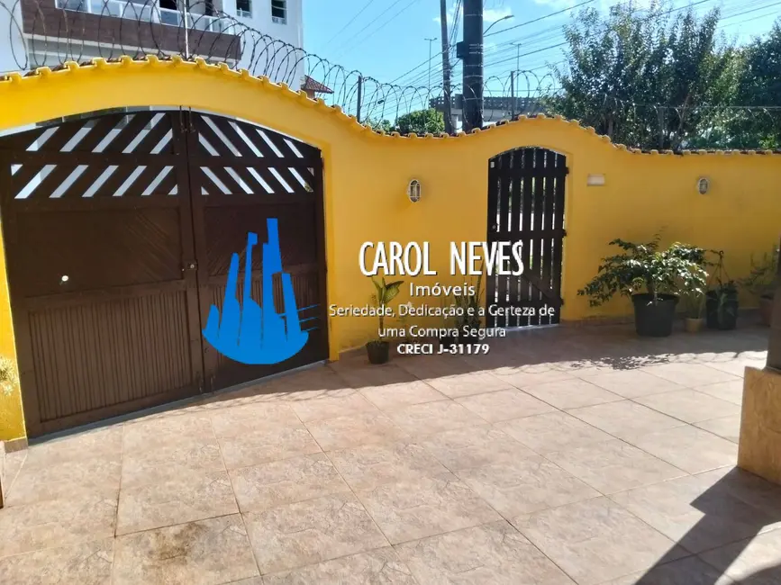 Foto 2 de Casa com 3 quartos à venda, 155m2 em Mongagua - SP