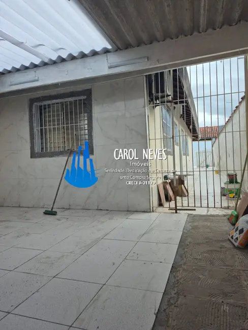 Foto 3 de Casa com 2 quartos para alugar, 62m2 em Mongagua - SP