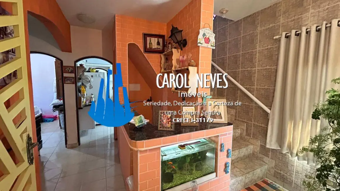 Foto 5 de Sobrado com 4 quartos à venda, 240m2 em Itanhaem - SP