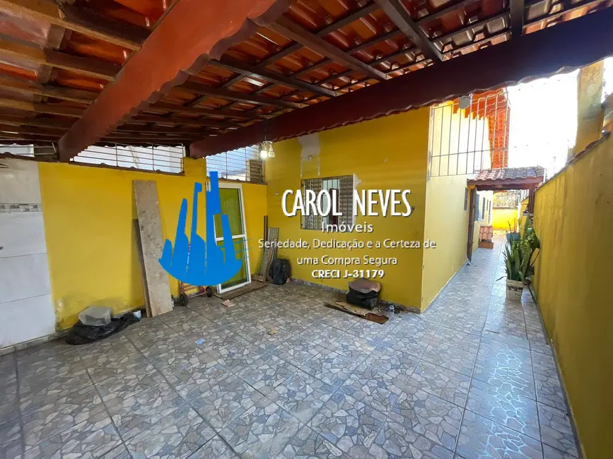 Foto 2 de Casa com 2 quartos à venda, 78m2 em Mongagua - SP