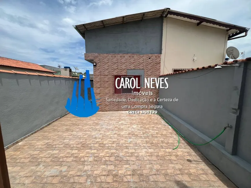 Foto 2 de Casa com 2 quartos à venda, 90m2 em Mongagua - SP