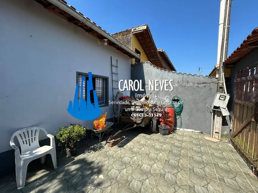 Foto 2 de Casa com 2 quartos à venda, 60m2 em Mongagua - SP