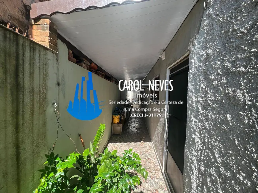 Foto 6 de Casa com 2 quartos à venda, 132m2 em Mongagua - SP