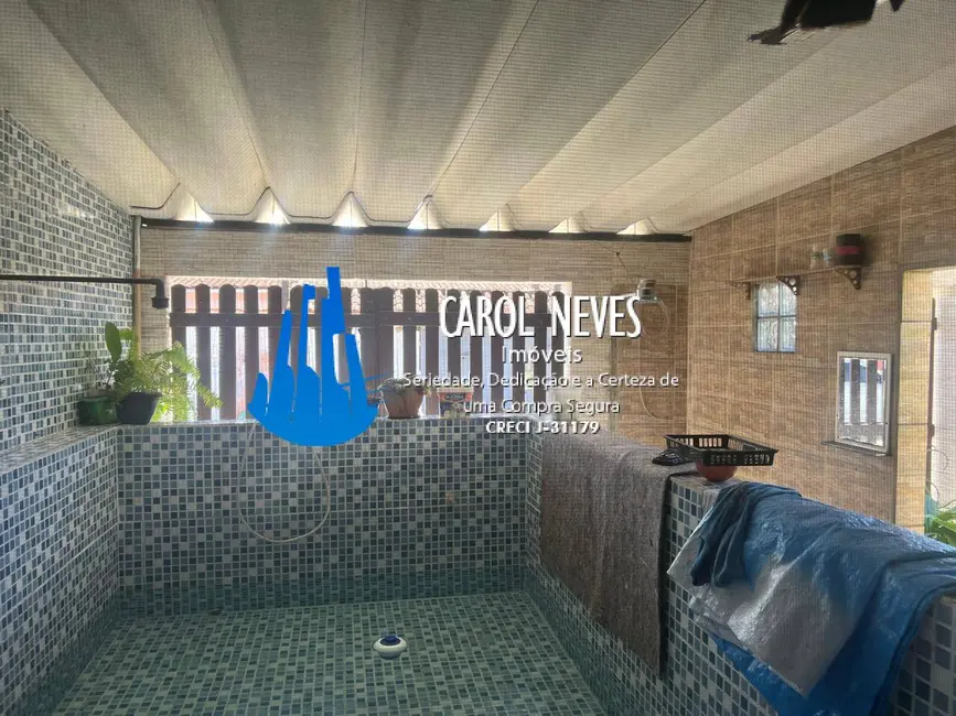 Foto 3 de Casa com 2 quartos à venda, 132m2 em Mongagua - SP